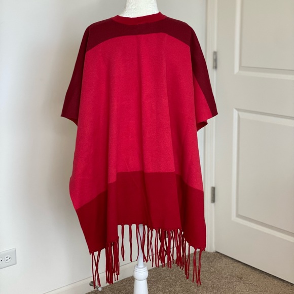 Cabi- fringe poncho shawl - Picture 7 of 15